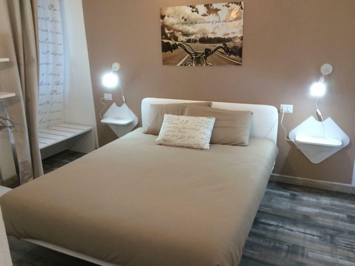 콜리코 Casa Delle Corti 아파트 외부 사진